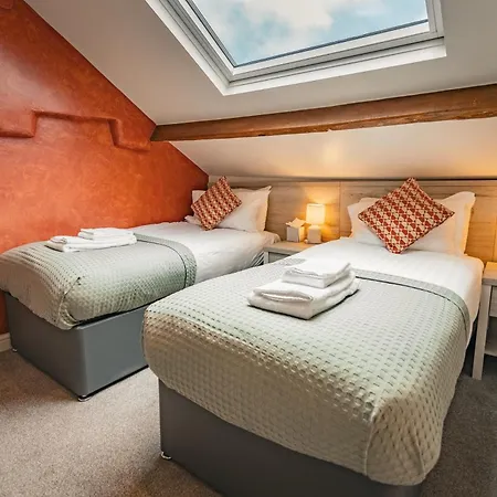 At The Apple Pie 4* אמבלסייד