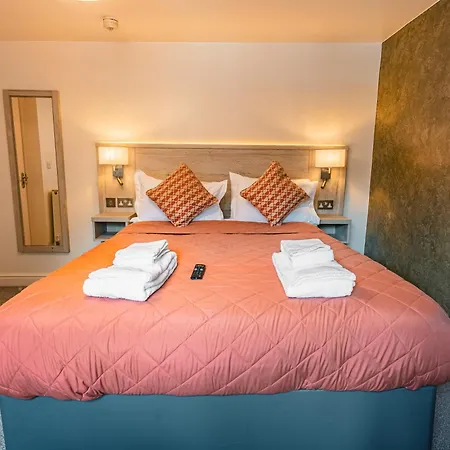 At The Apple Pie Pensionat 4*