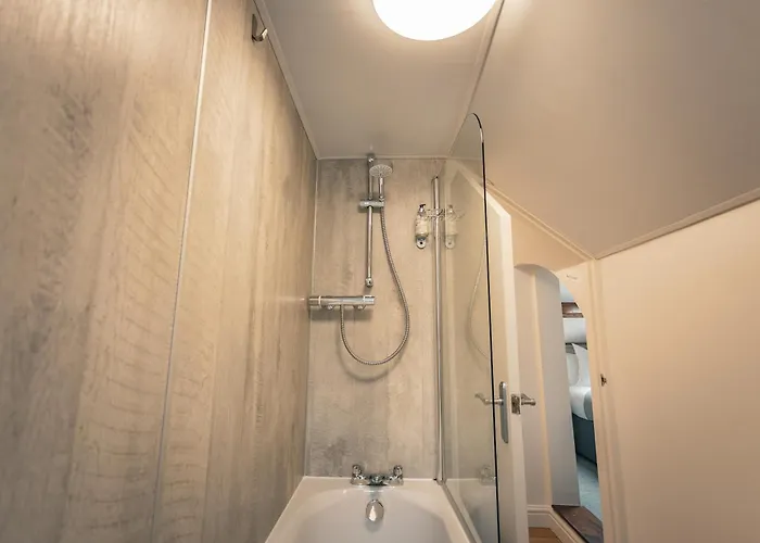 Gasthuis At The Apple Pie